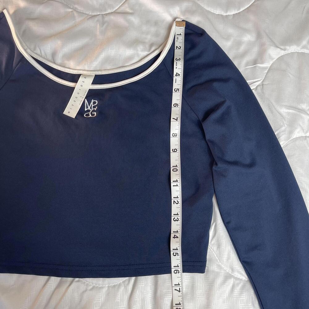Missguided Navy Blue Long Sleeve Crop Top with White Trim - Picture 3 of 7